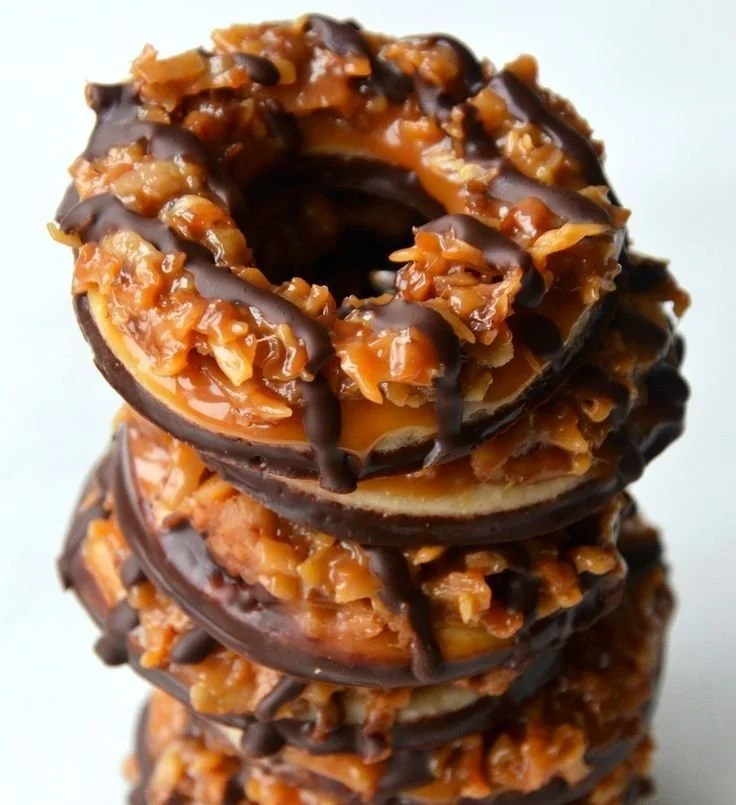 Homemade Samoas cookie topped with chocolate and coconut