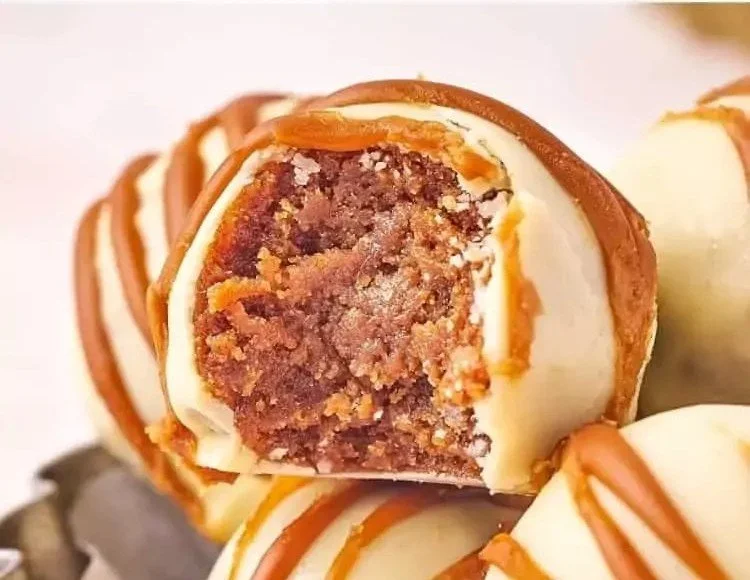 No-bake Biscoff truffles made with chocolate and Biscoff spread